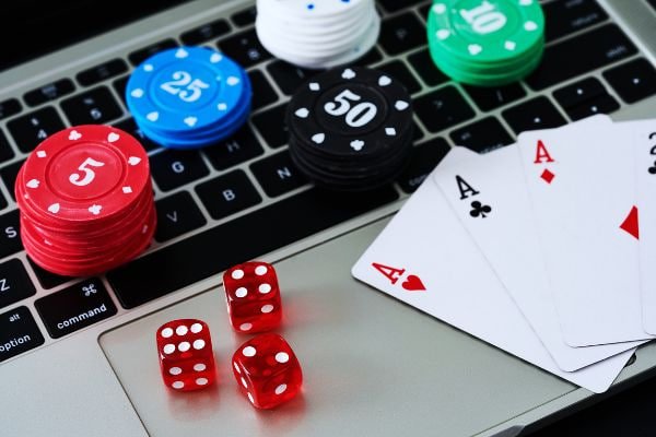 Live dealer studio at istana138 login, blackjack table with professional camera setup